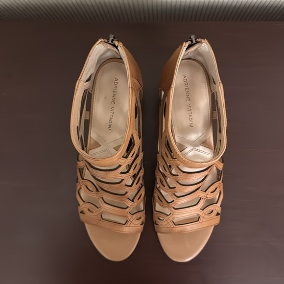 NWOT! Adrienne Vittadini Wedge Sandals - Picture 12 of 16